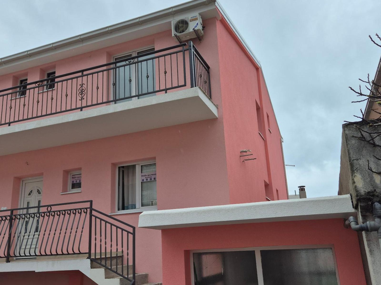 Studio Apartments Antonio Makarska Exteriör bild