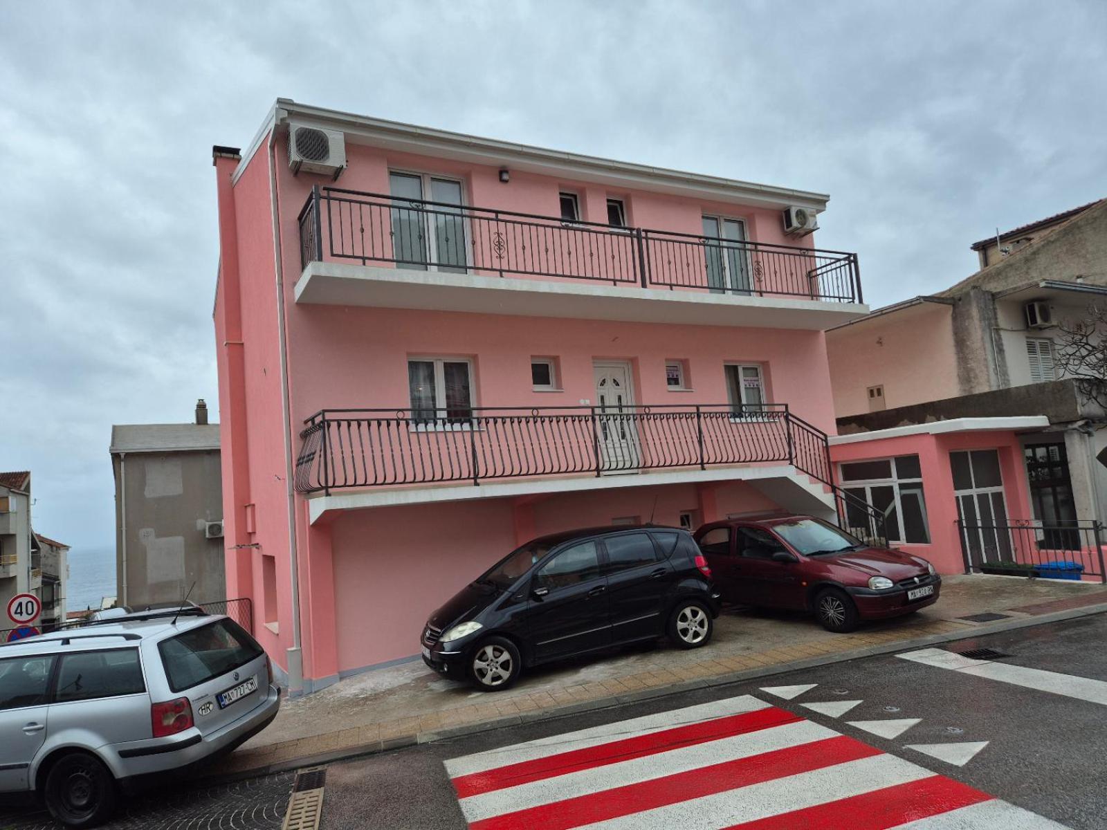 Studio Apartments Antonio Makarska Exteriör bild