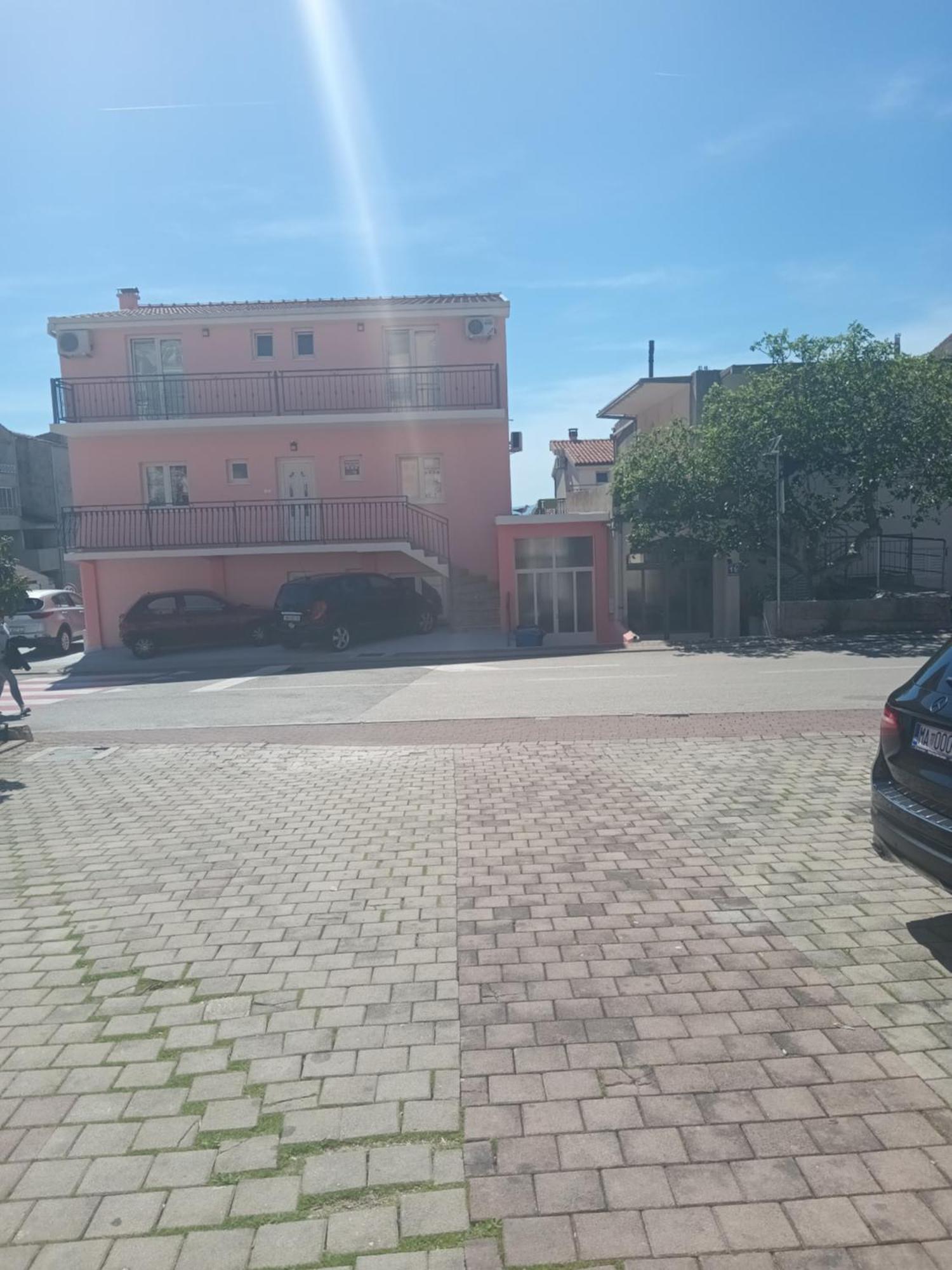 Studio Apartments Antonio Makarska Exteriör bild