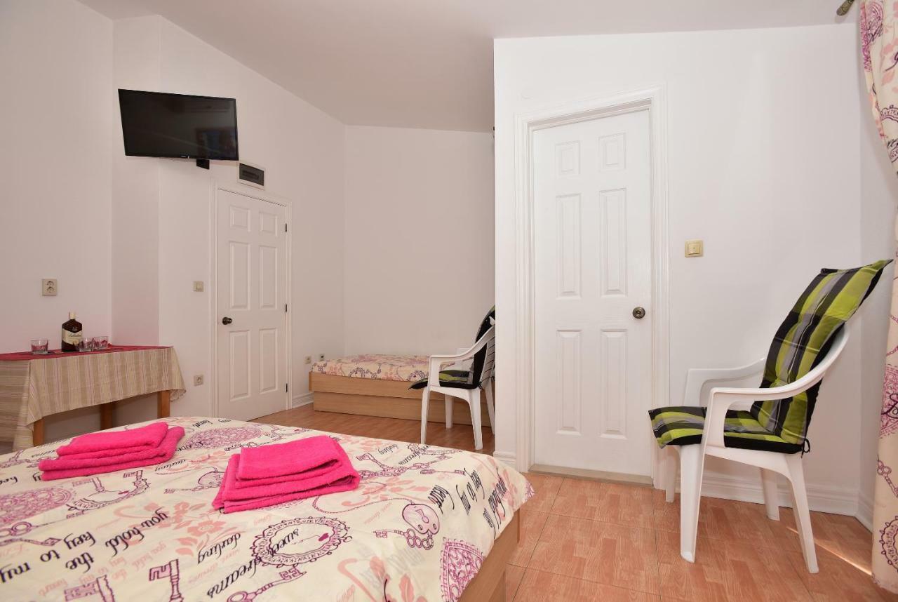 Studio Apartments Antonio Makarska Exteriör bild
