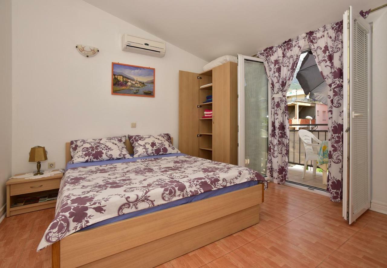 Studio Apartments Antonio Makarska Exteriör bild