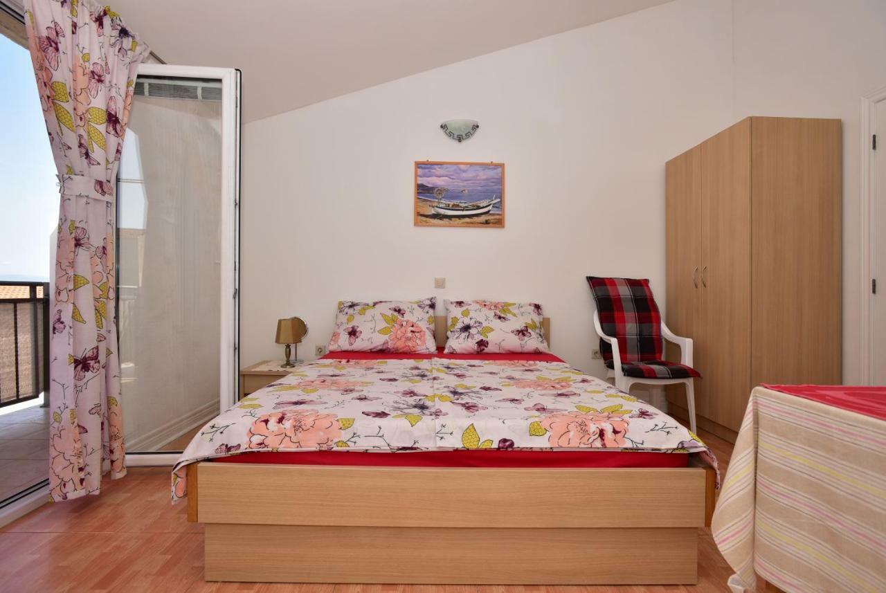 Studio Apartments Antonio Makarska Exteriör bild