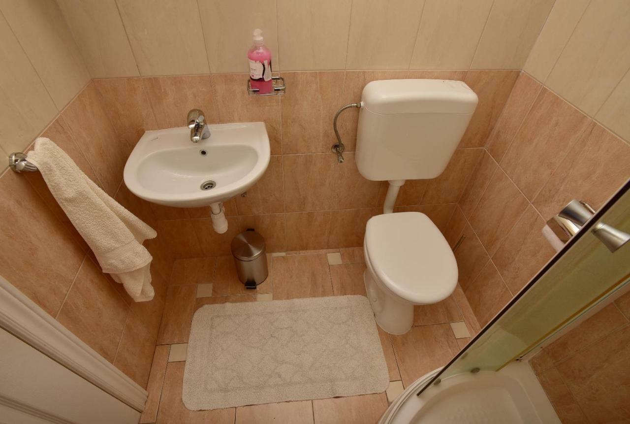 Studio Apartments Antonio Makarska Exteriör bild