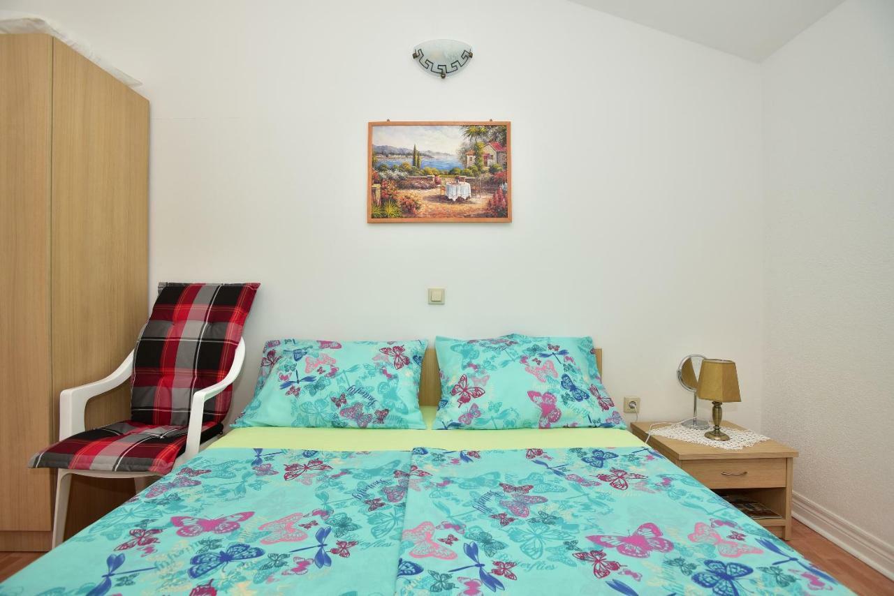 Studio Apartments Antonio Makarska Exteriör bild